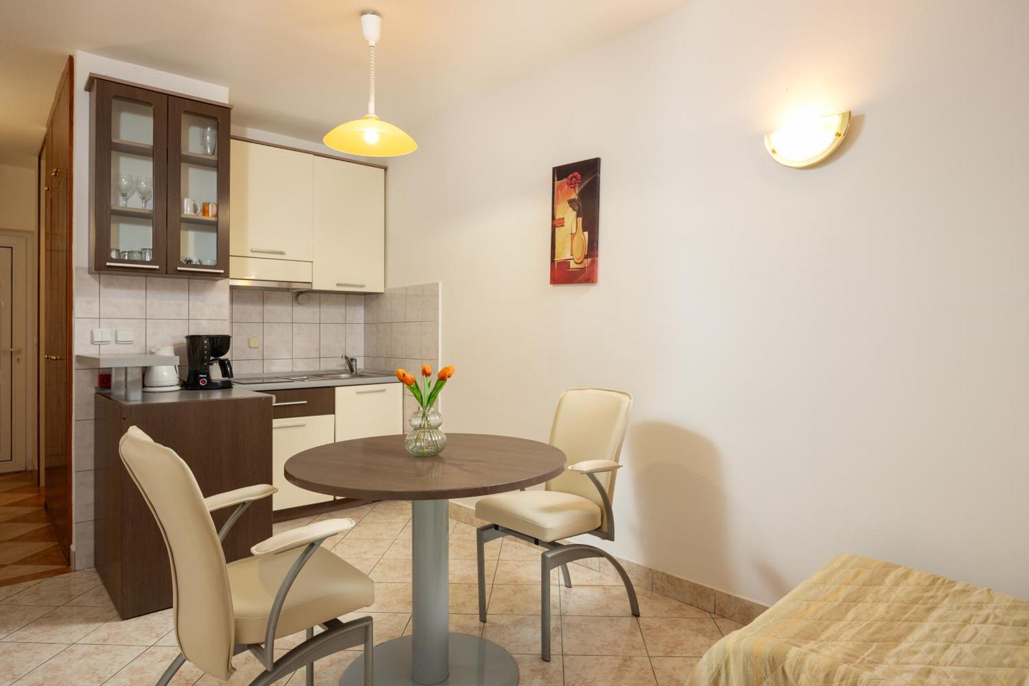 Premium Apartments - Lavica Beach Podstrana Rum bild
